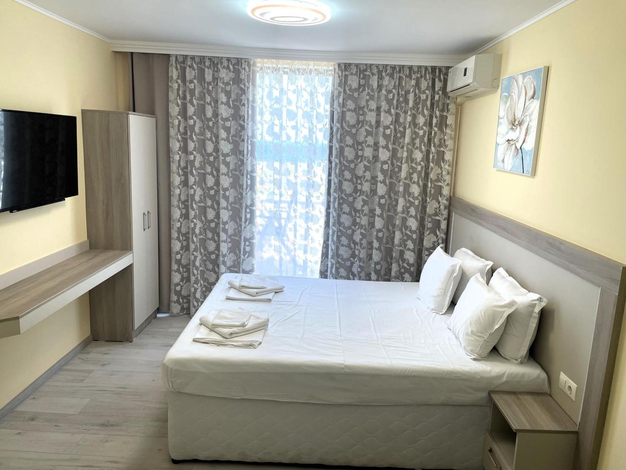 Apart-Hotel Panorama Sea Lux プリモルスコ エクステリア 写真